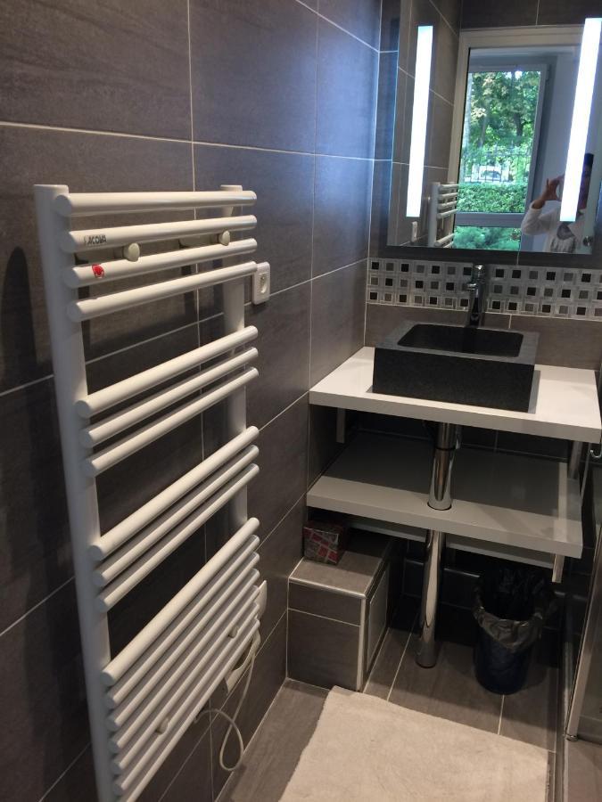 Tres Beau Studio Neuilly-sur-Seine Exterior foto